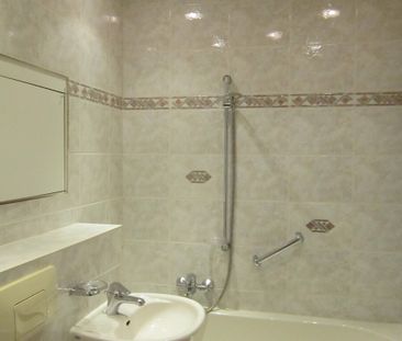 Schöne 3-Raum-Wohnung mit offener Küche - Photo 4