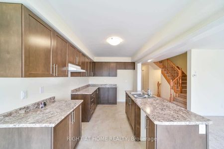 For Lease - 755 Linden Drive Unit# 38, Cambridge, Ontario - Photo 5