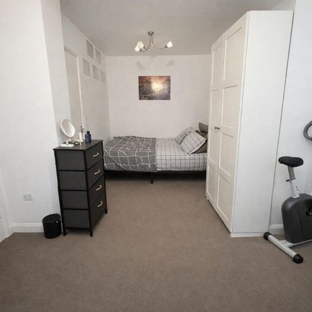 Goring Road, Goring-By-Sea, Worthing - Photo 3