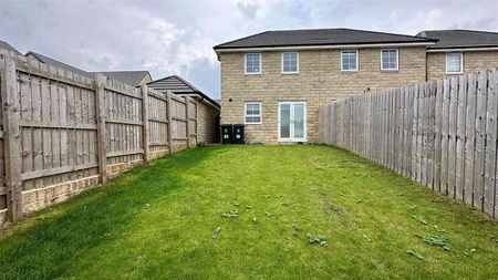 Fetlock Drive, Eccleshill, BD2 - Photo 2