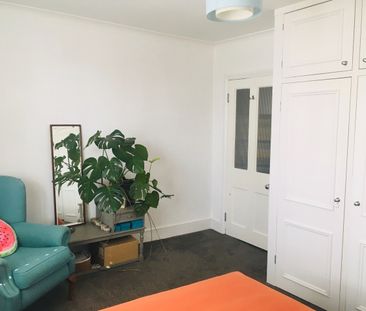 2 Bed Flat, Sussex Square, BN2 - Photo 5