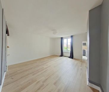 Location Appartement 2 pièces 50m² POITIERS 86000 - Photo 1