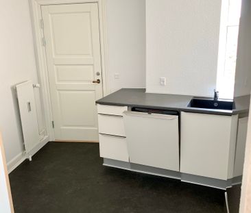 Charmerende lejlighed med klassisk stil i Øgadekvarteret - Photo 3