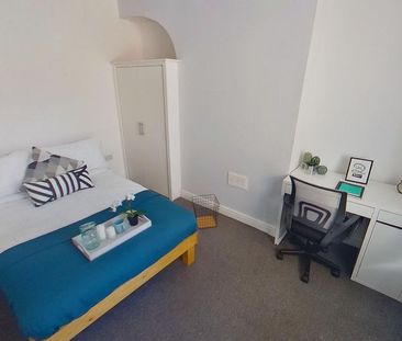 5 bedroom house to rent - Photo 3