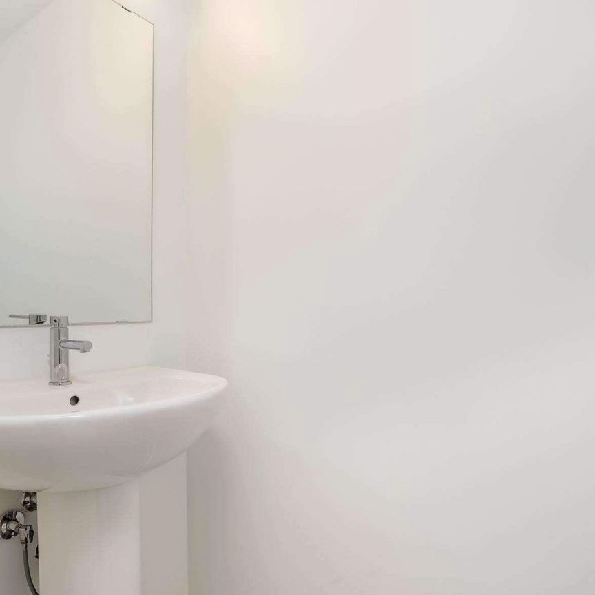 For Lease - 3079 Cherry Blossom Cmn N/A, Burlington, Ontario - Photo 1