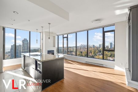 Condo in Burnaby, BC - Photo 2