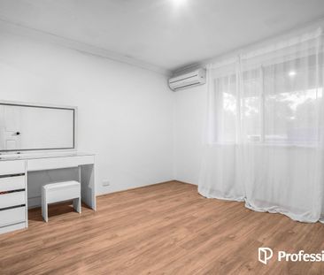 Stunning Renovated Family Home in the Heart of Koondoola - Photo 4