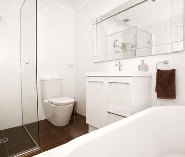 Gladesville - Photo 5