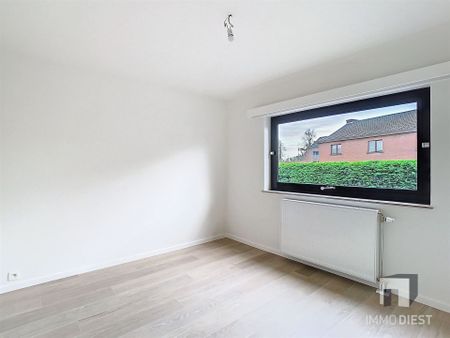 Gerenoveerd appartement met twee slaapkamers - Foto 4