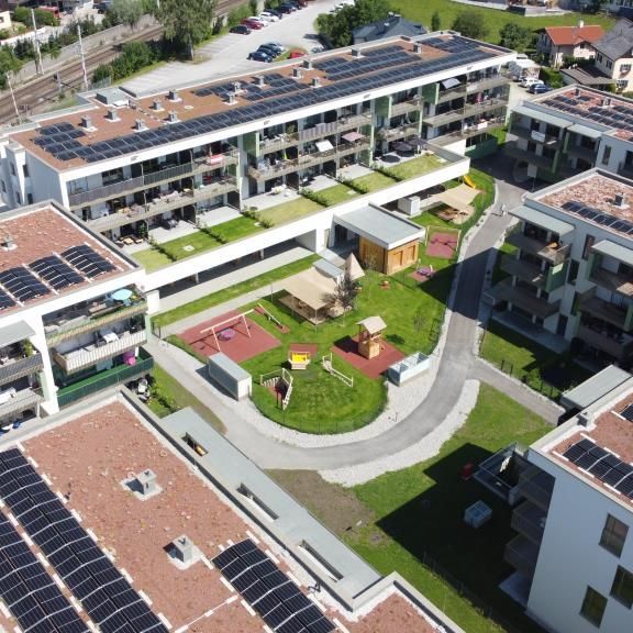 Behagliche 3-Zimmerwohnung in Seekirchen! Mit Terrasse und Tiefgaragenplatz! - Foto 2