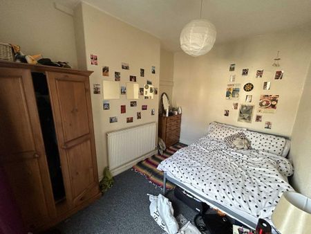 4 bedroom terraced house to rent - Photo 5