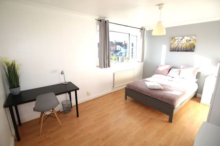 Student Accommodation 26/27, 10 Staunton Court, Lincoln - Photo 3