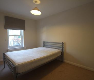5 bedroom detached house to rent - Photo 4