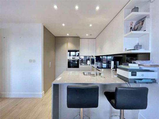 High Road, Whetstone Square, London, N20 - Photo 1