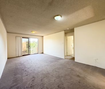 Convenient Two-Bedroom Unit Close to Macquarie University - Photo 5