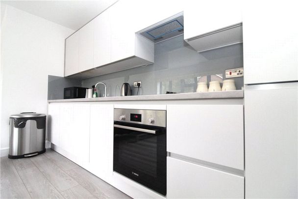 Banstead Road, Purley, CR8 3EB - Photo 1