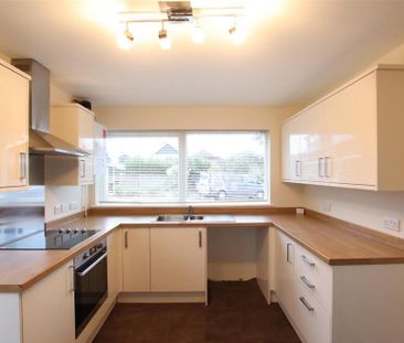3 bedroom end of terrace house to rent - Photo 5