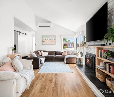 Turning Heads On Turnbull - Photo 2