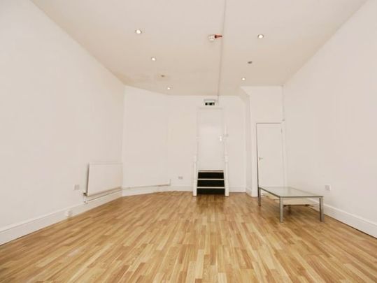 6 Bed Terraced House, Fairfield Road, BS6 - Photo 1