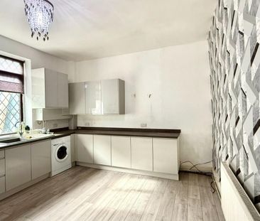 3 bedroom House To Let - Photo 3