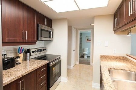 For Lease - 77 Harbour Square Unit# 2409, Toronto, Ontario - Photo 5