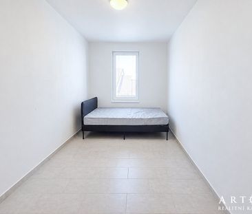 Pronájem bytu 1+1 34 m² - Photo 1