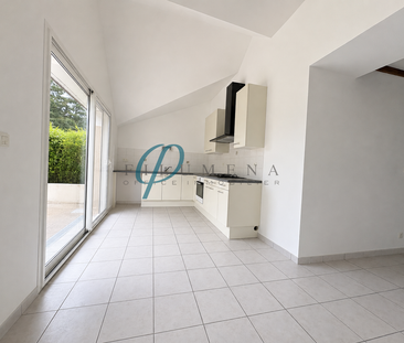 Location Maison 4 pièces 36m² LA CHAPELLE SUR ERDRE 44240 - Photo 2