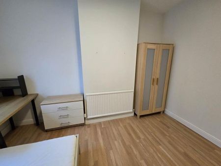 4 bedroom house to rent - Photo 5