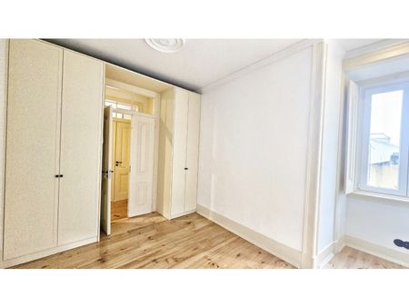 Apartamento T2+1 em Lisboa - Photo 4