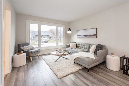 For Lease - 2896 Arvida Circle, Mississauga, Ontario - Photo 2