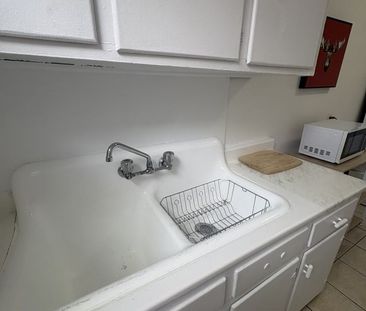 4810 Chemin Queen Mary apartment — Montréal, QC (1-Bedroom) - 1 Bed... - Photo 1