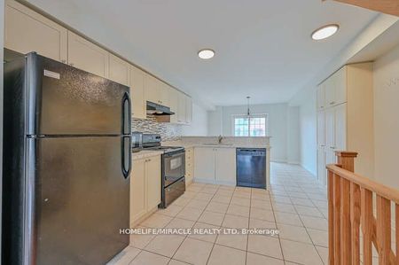 For Lease - 45 Peach Drive, Brampton, Ontario - Photo 3