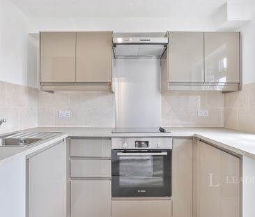 2 bedroom apartment to rent Wentworth Drive, Christchurch, BH23 - Photo 2