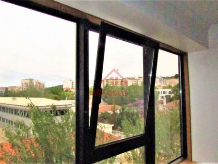 5 room luxury Apartment for rent in Torres Vedras, Portugal - Photo 2