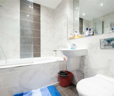 Swan Road, West Drayton, Middlesex, UB7 - Photo 5