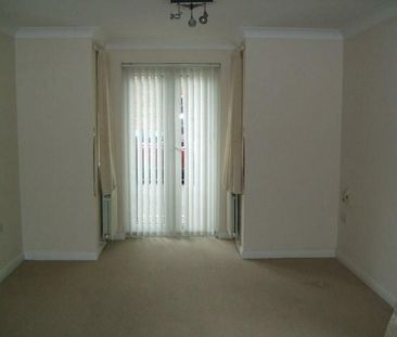 2 bedroom ground floor flat to rent - Photo 6