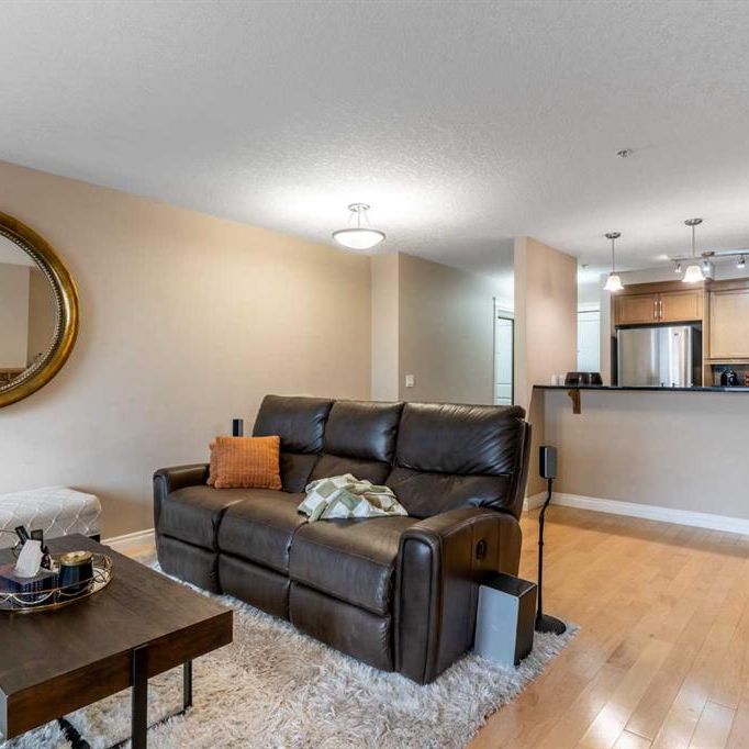 Modern Elegance And Urban Convenience: 2 Bed, 2 Bath Condo At The Adora - Photo 1