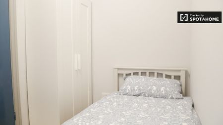 Ensuite twin bedroom in 6-bedroom house in Phibsborough - Photo 3