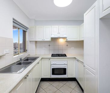 9/1-3 Lister Avenue, - Photo 2