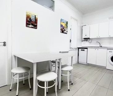 Calle de Benito Gutiérrez, Madrid, Community of Madrid 28008 - Photo 4