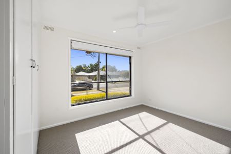 Unit 1/21-23 Longley Street, Alfredton - Photo 3