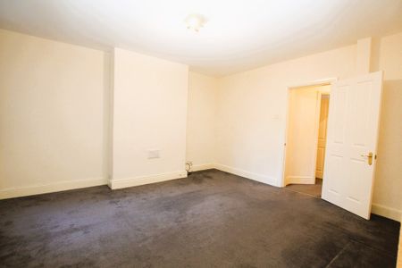 1 Bedroom Apartment, Chester - Photo 3