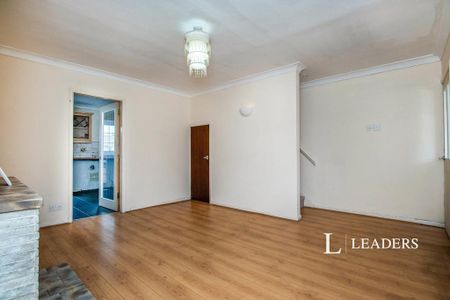 3 bedroom terraced house to rent - Photo 2