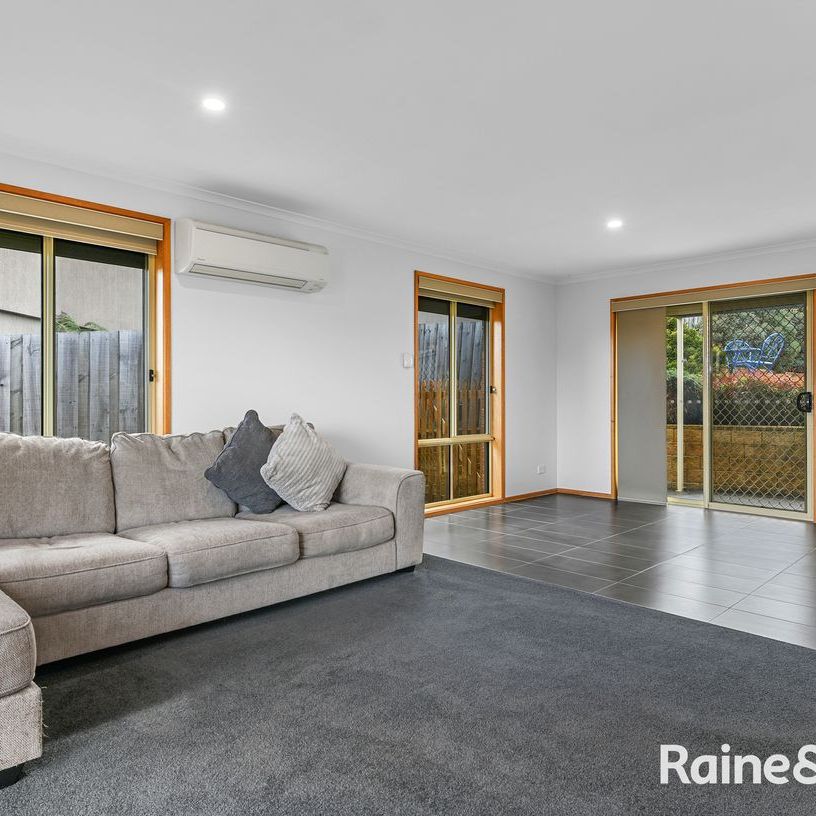Charming 2 Bedroom Unit in Oakdowns - Photo 1
