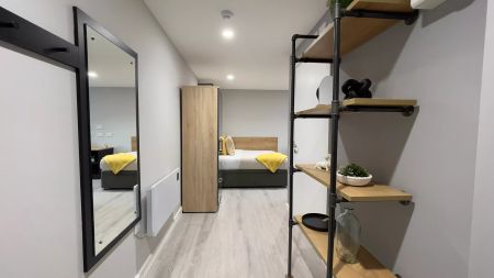 Platinum Studio - Photo 5