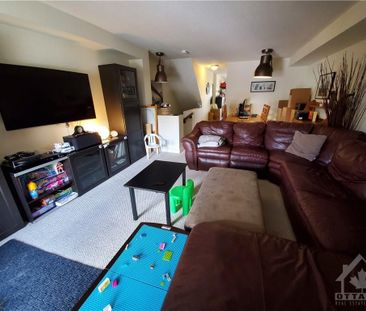For Lease - 114 Paseo Private, South of Baseline to Knoxdale, Ontario - Photo 2