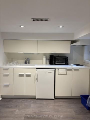 For Lease - 16 Montrose Avenue Unit# Basement, Toronto, Ontario - Photo 5