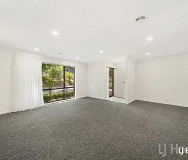 Three-Bedroom Home with Alfresco. - Photo 4