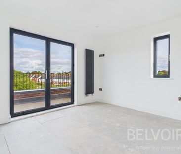 4 bedroom semi-detached house to rent - Photo 4