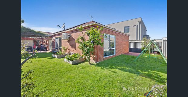 Oozing Street Appeal in the Heart of Lakeside - Photo 1